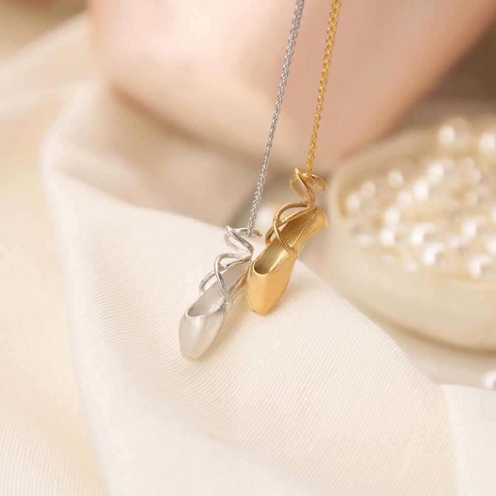 Delicate Ballet Shoe Necklace Charm Necklace Adjustable Chain Necklace Fashionable Neck Jewelry Suitable for Daily Party