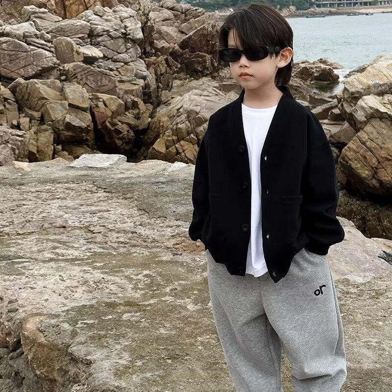 

2024 Весенне-осенние кардиганы для мальчиков в корейском ретро-стиле: Трендовый, Ленивый, Свободный крой для детей среднего и старшего возраста 140cm чёрный