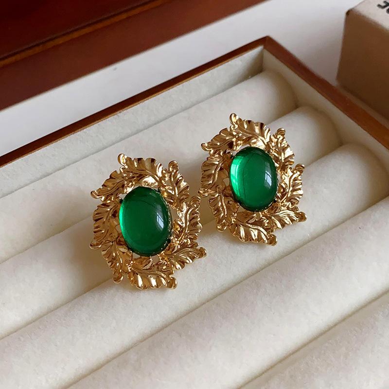 Silver Needle Zircon Earrings Retro Light Luxury Court Style Stud Earrings Niche High-end Earrings