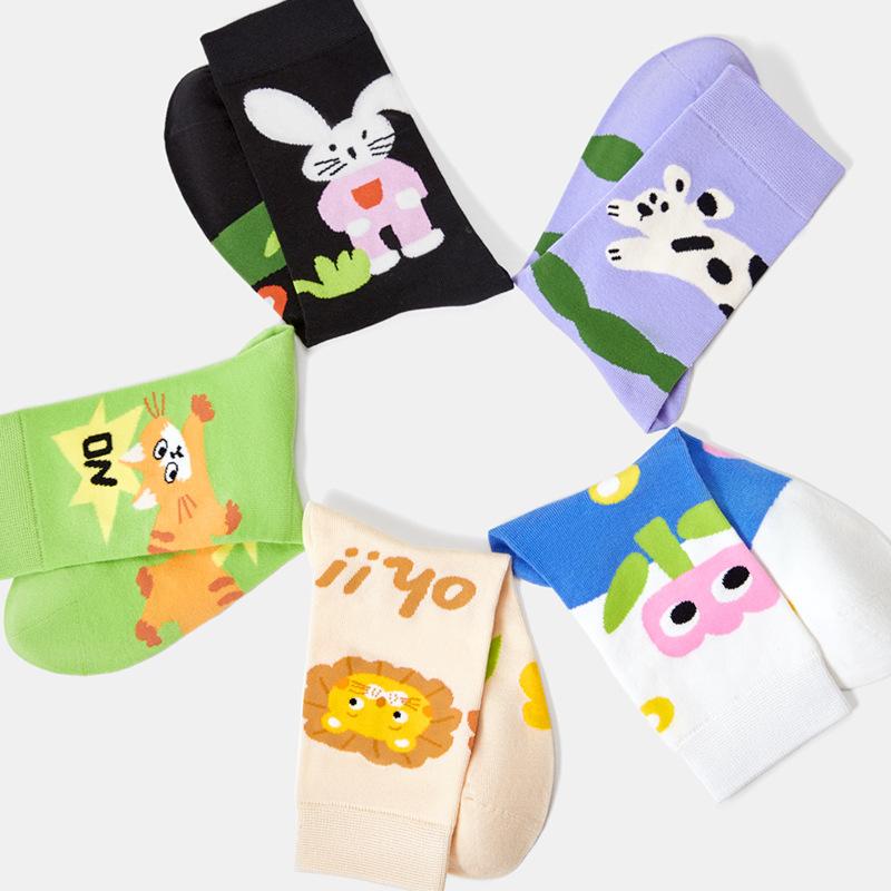 5 Pairs of Female Spring Cartoon Non Slip Sweat Absorption Leisure Lovely Tube Socks