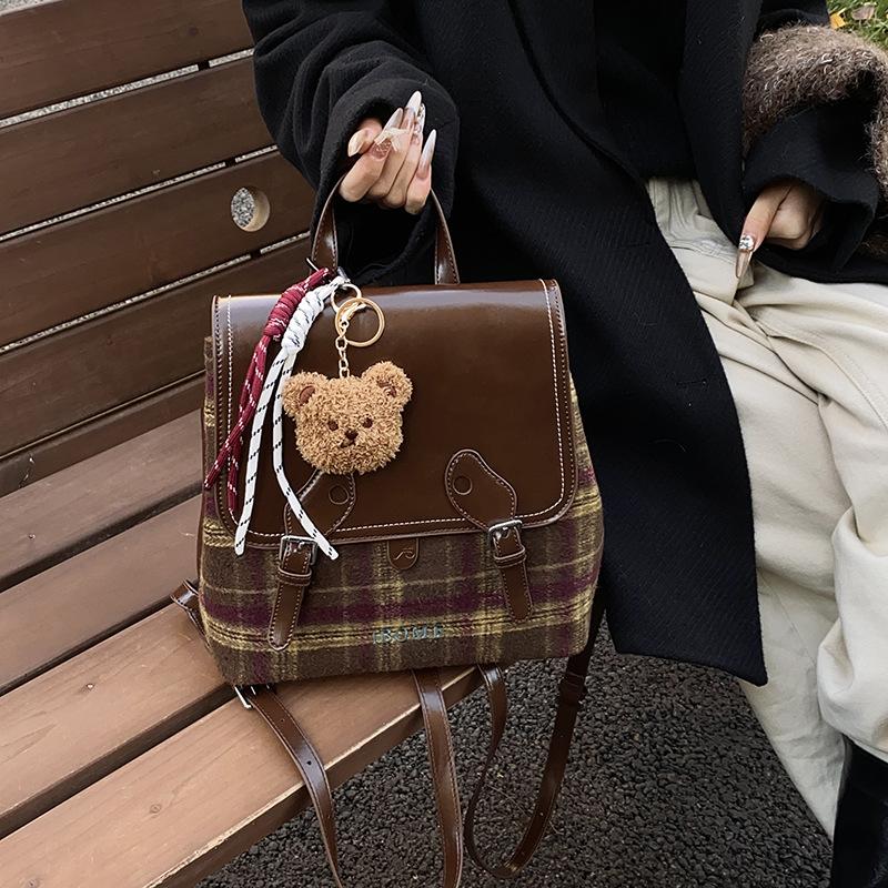 Autumn and winter British new backpack women's new, retro versatile small schoolbag fashionable foreign style plaid backpack