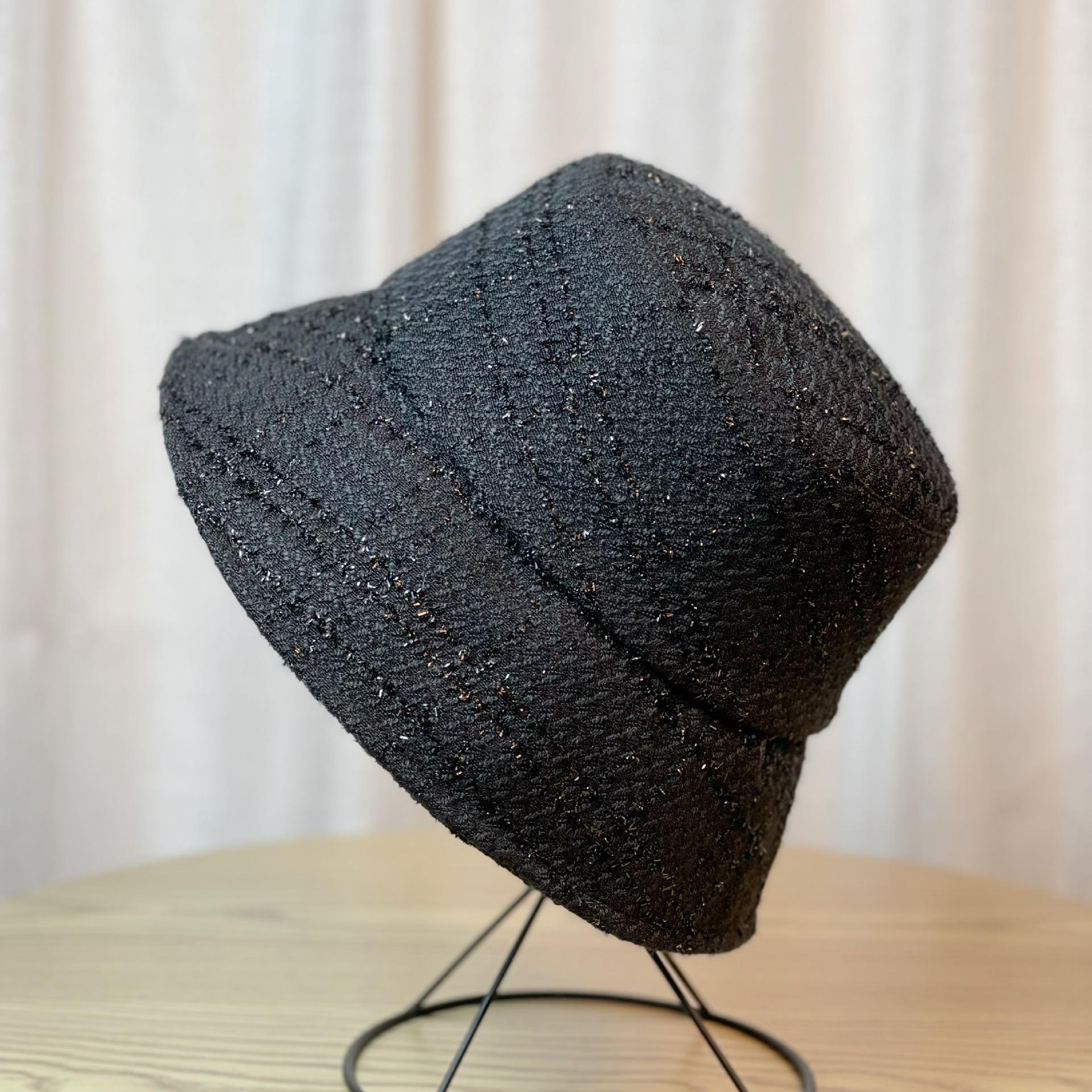 

Bright Silk Fisherman Hat For Women No Makeup Spring And Autumn Small Cowl Fragrant чорний