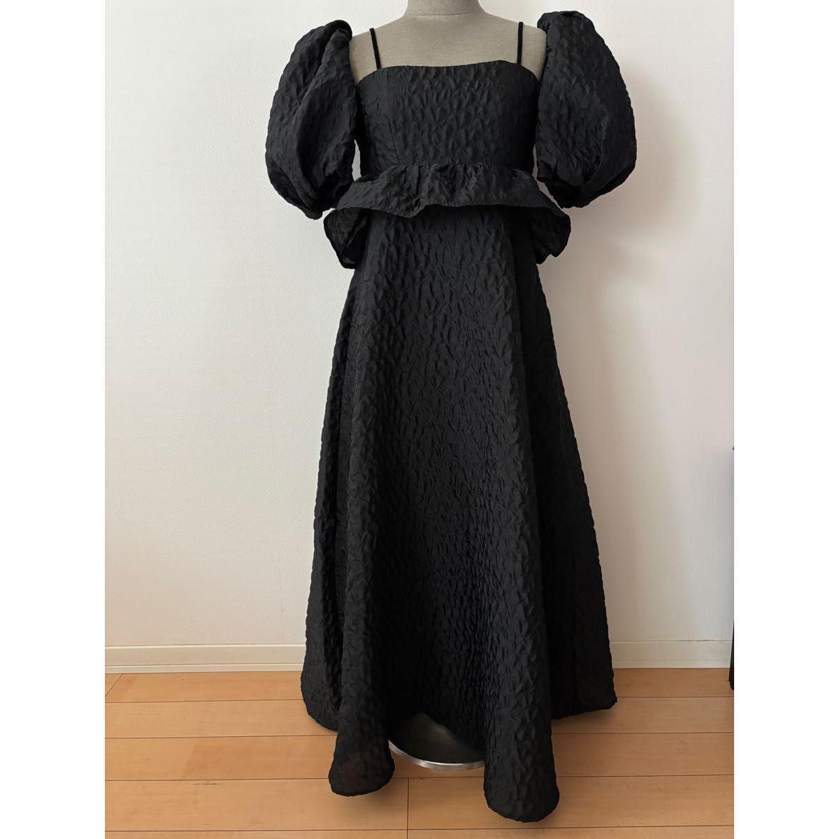 [Good condition] LILY BROWN 2way peplum jar guard dress puff sleeve cami dress black