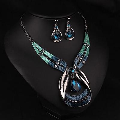 Women Statement Chain Pendant Choker Bib Necklace Earrings Fashion Jewelry Set