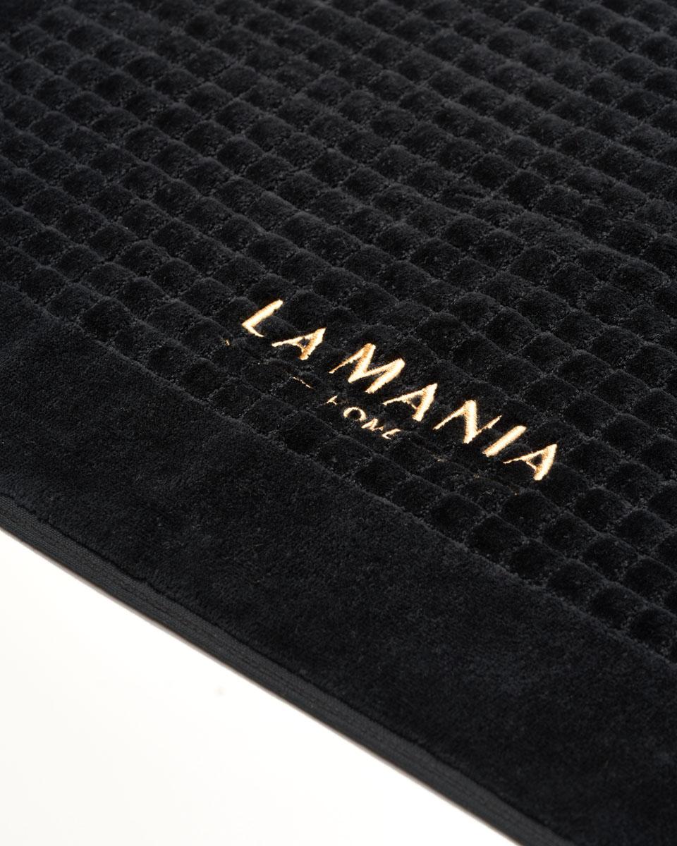 Black Premium Rug