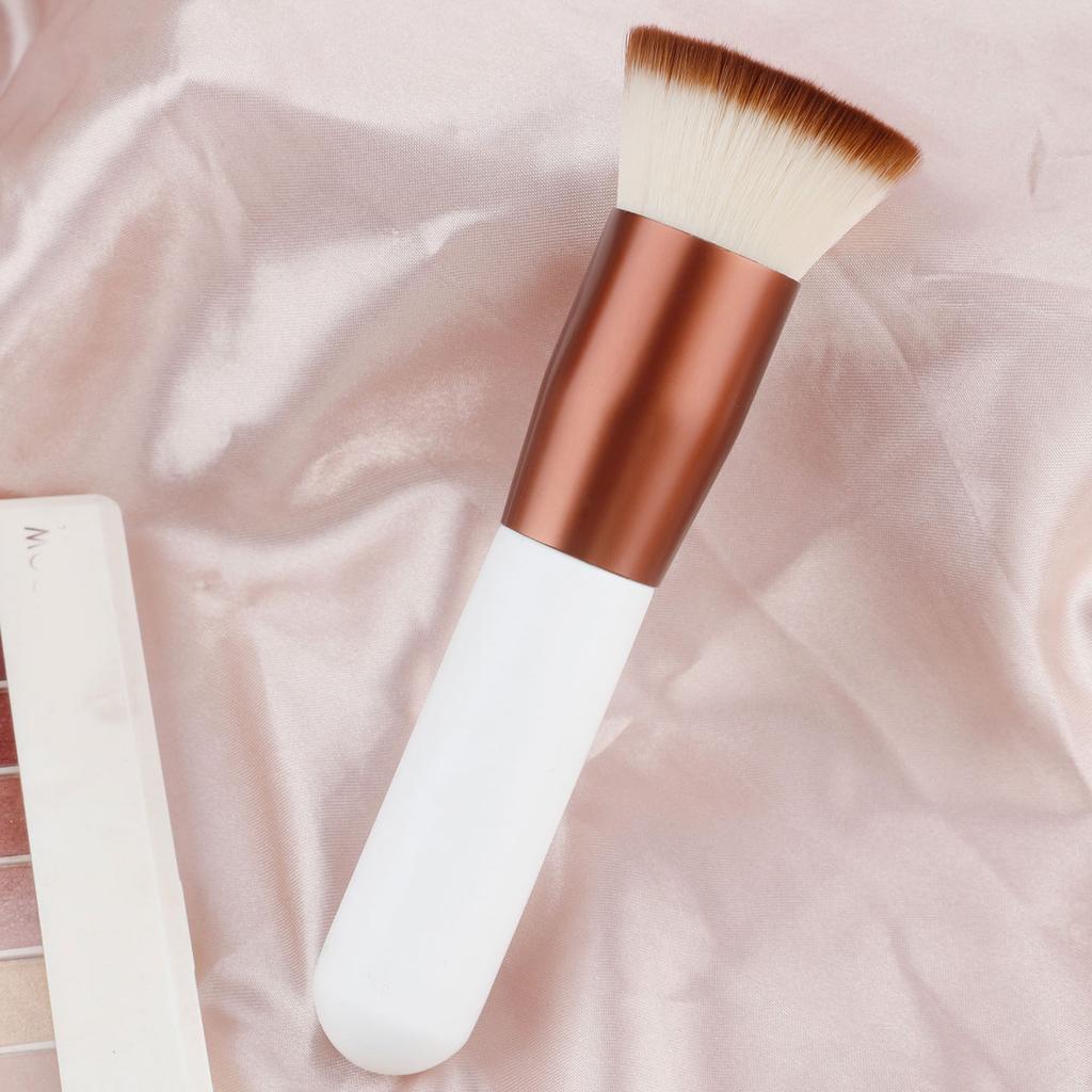 1Pcs Large Flat Head Foundation Make-up BB Cream Liquid Foundation Soft Hair Seamless Makeup Brush Concealer