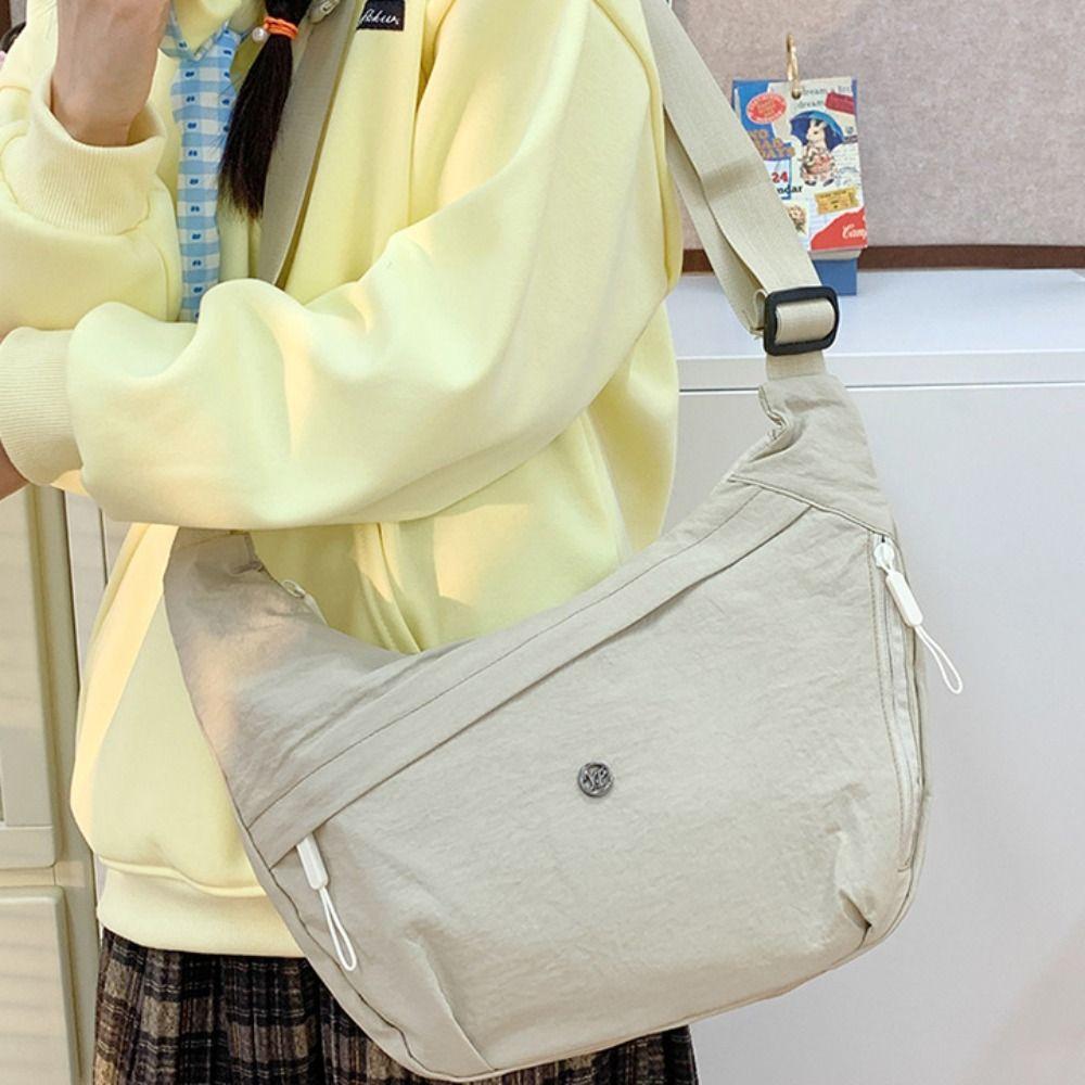 Large Capacity Nylon Crossbody Bag Korean Style Dumpling Bag Oxford Cloth Shoulder Bag  Travel