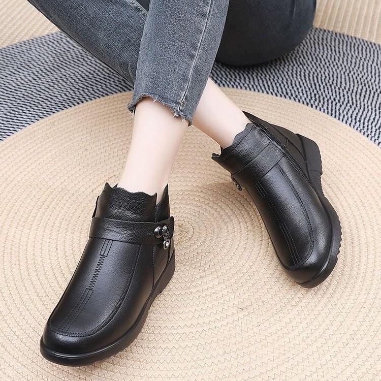 Winter mother cotton shoes velvet thickened leather shoes women's comfortable warm boots soft leather waterproof soft sole leather boots women's fa