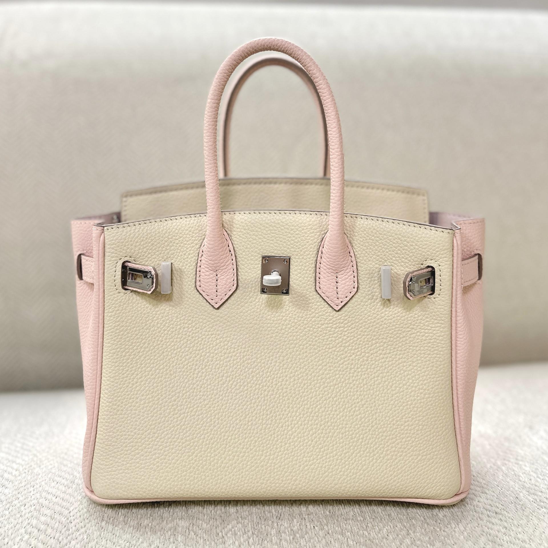 

2025 / Новая сумка Togo Head Leather Color Blocked Platinum Bag Высококачественная и модная сумка через плечо на одно плечо для женщин 25x10x19cm розовый
