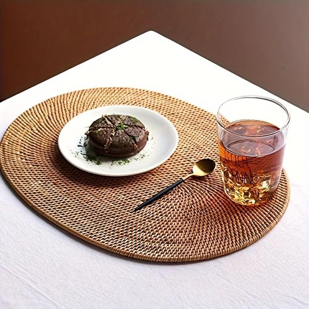 Oval Shape Rattan Woven Placemat Heat-Insulated Non-Slip Table Mat Heat-Resistant Mat Dining Table