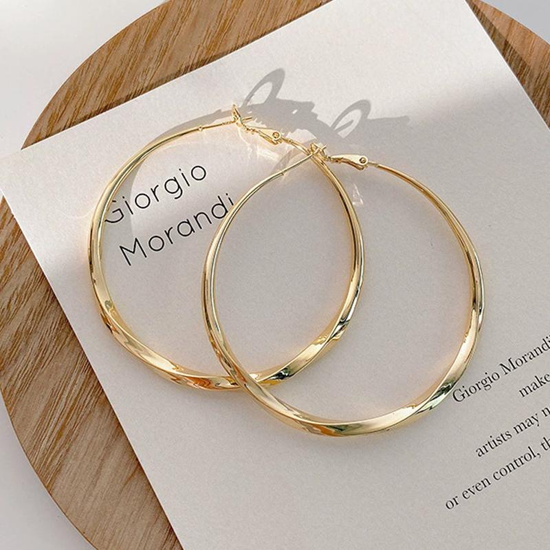 Retro Twist Metal Round Circle Dangle Earrings for Women Golden Copper Color Simple Drop Hoop Earring Geometry Statement Zircon