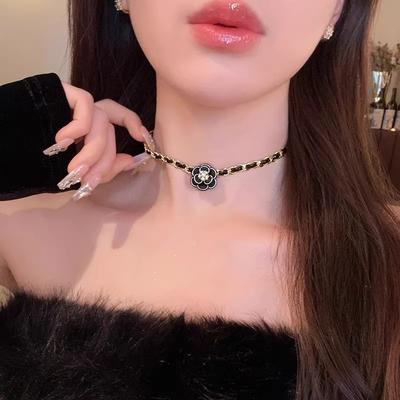 14K Diamond Leather Flower Necklace Light Luxury Black Woven Necklace Sweet Cool Spice Girl Necklace