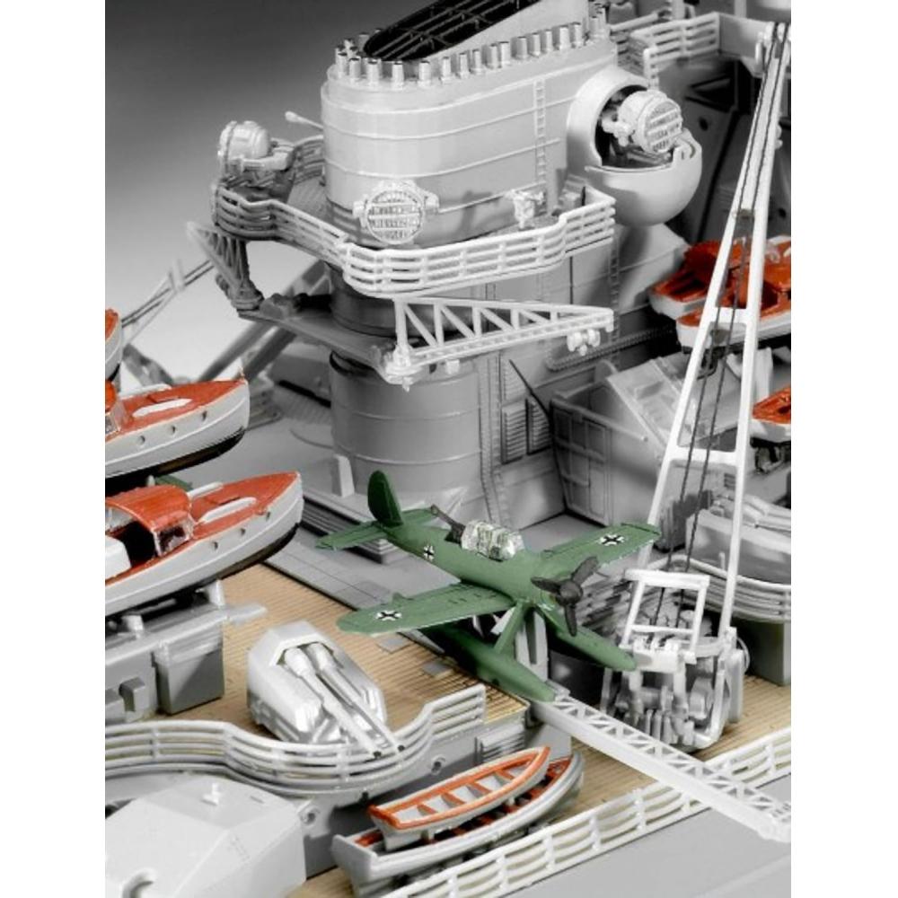German Level Revell 1 350 German Navy Battleship Bismarck Plastic Model