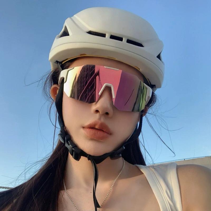 Unisex UV Protection Cycling & Mountaineering Sunglasses: Windproof & Trendy