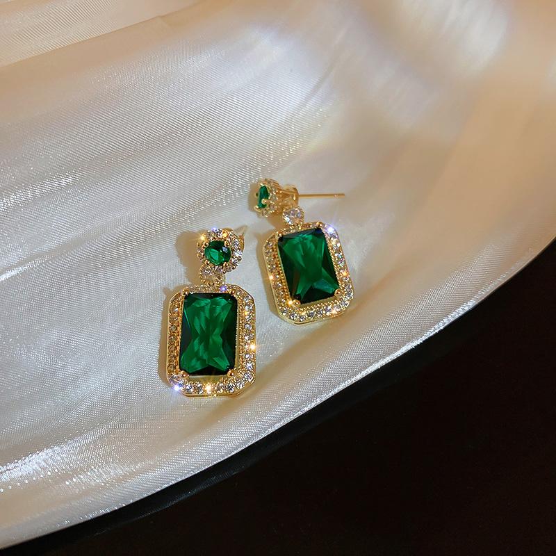 New 2025 Green Color Women Earrings Geometric Statement Korean Fashion Crystal Elegant Dangle Earrings Aretes De Mujer Modernos
