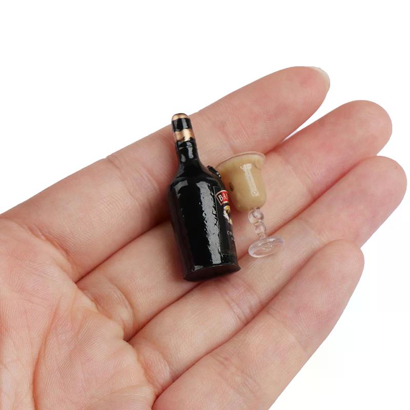 Simulation Drinks Model Toys 1/12 Dollhouse Miniature Wine Bottle Set With Cup