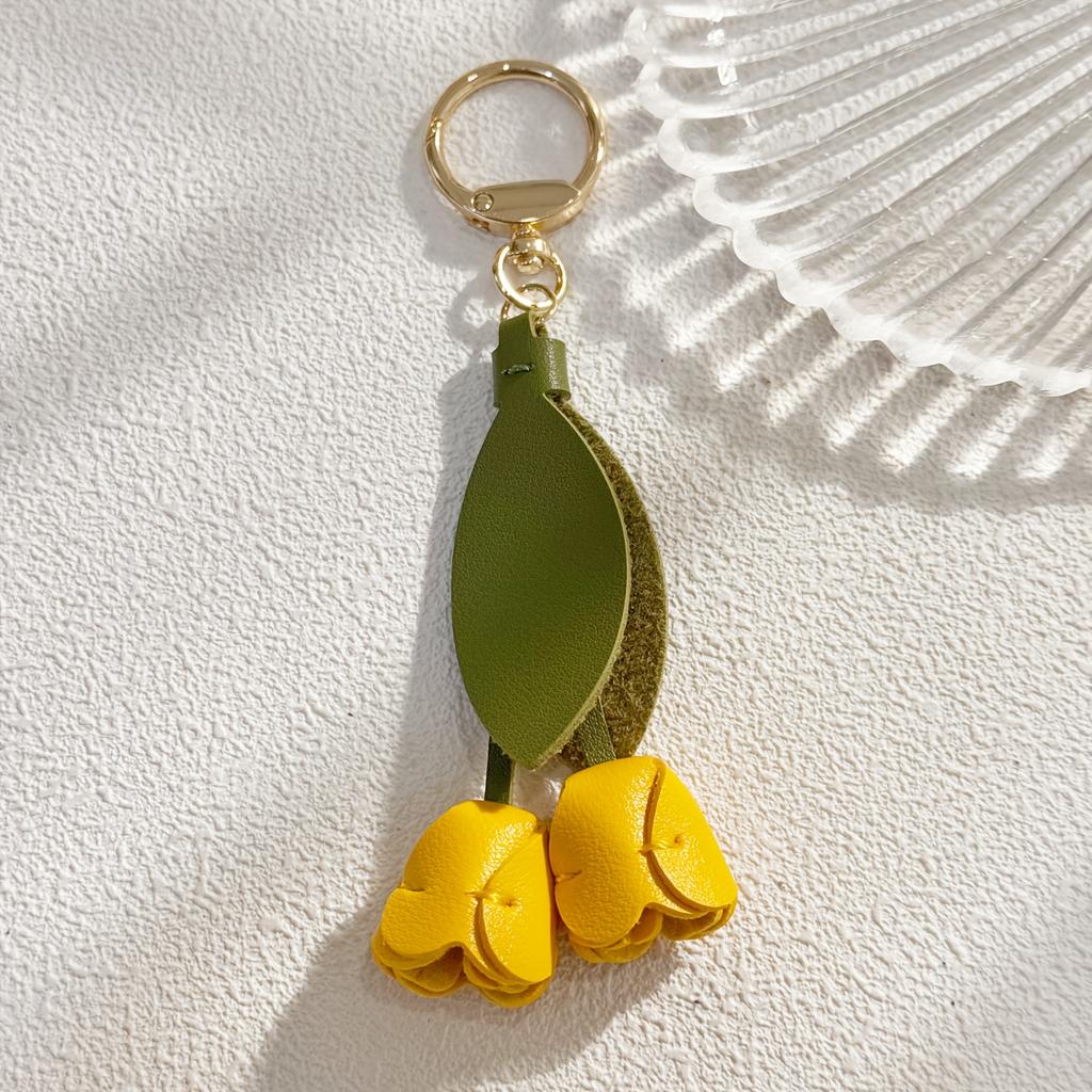 1pc Women's Key Ring, Keychain Sweet Creative Cute Colorful Flower Tulip Pendant, for Daily Wear Bags and Clothing Pendant Decor