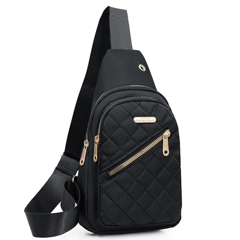 The Neutral Color Bags Are Suitable for Daily Commuting and Can Be Used as Single-Shoulder Bags or Cross-Body Bags