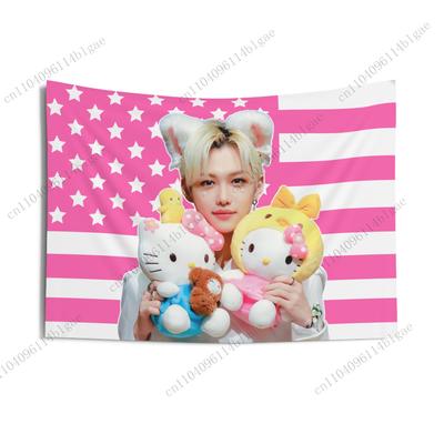 K-Pop Hvězda & Růžová Americká Vlajka Gobelín Domácí Dekorace, Roztomilá Nástěnná Dekorace do Ložnice, Obývacího Pokoje & Pro K-Pop Fanoušky Felix Americké Pásky