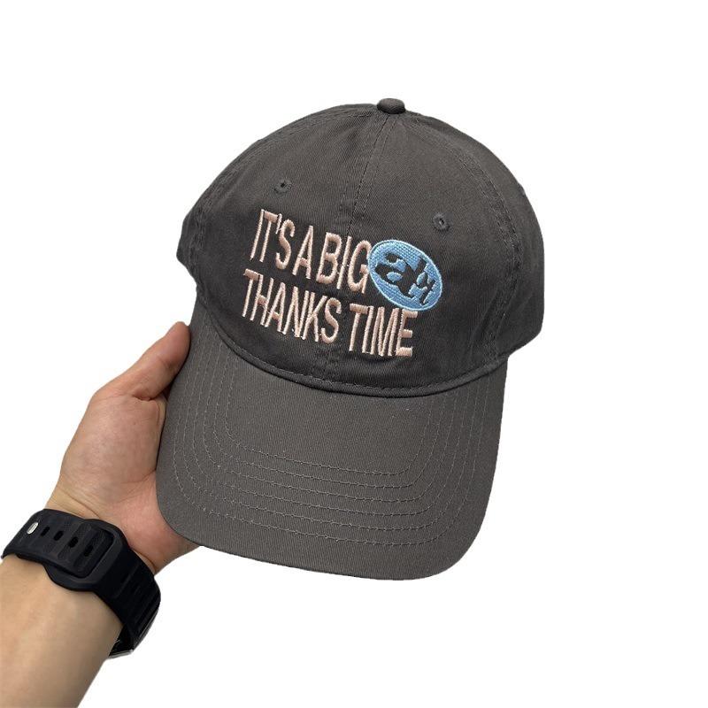 Street embroidery alphabet baseball cap men's and women's sun hat versatile soft top shows the face small cap tide