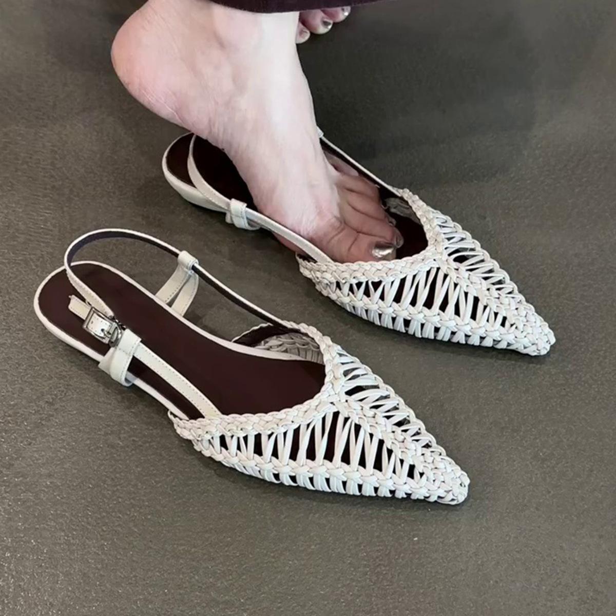 

Sheepskin version~ Stylish and simple commuting versatile outer wear comfortable pointed head rear strap sandals women s retro thick heel soft sole 40