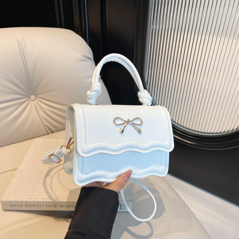 Vintage Sweet Metal Bowknot Women's Bag 2026 Summer New Bag Solid Color Simple Fashion Casual Small Bag Single Shoulder Bags