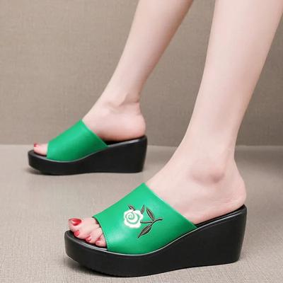 6cm Kleine Größe 32-43 Bequeme Blumenstickerei Keilabsatz Hausschuhe 2024 Damen Mittlere Absätze Plateau Clogs für Büro Strand Mama