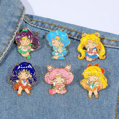 Japanischer Cartoon Anime Sailor Moon Metallabzeichen Sailor Moon Huoyali kleines Kaninchen Brosche exquisit