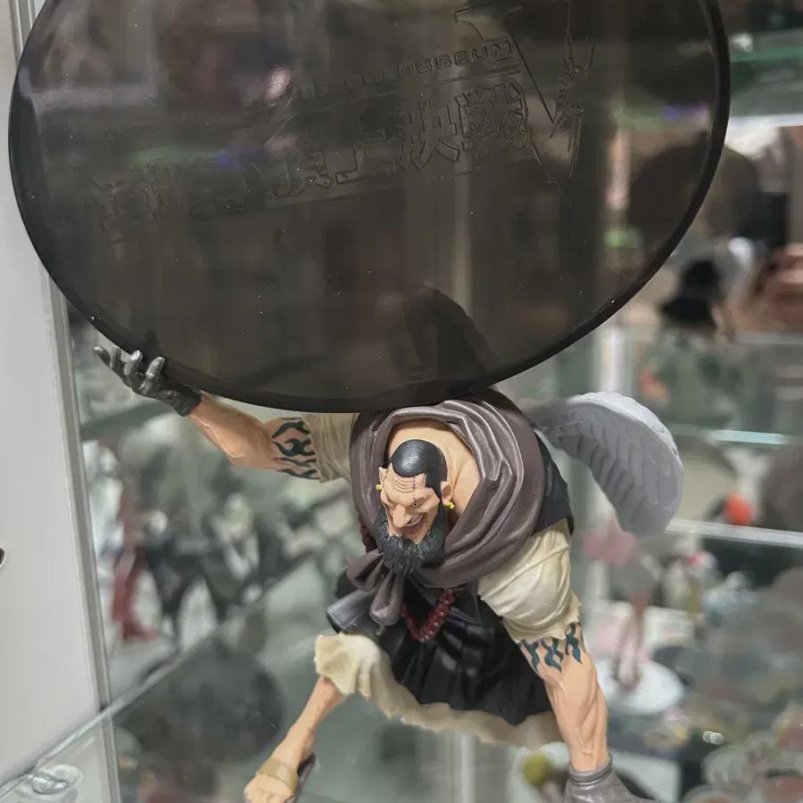 

Я продаю фигурки One Piece в Урджи