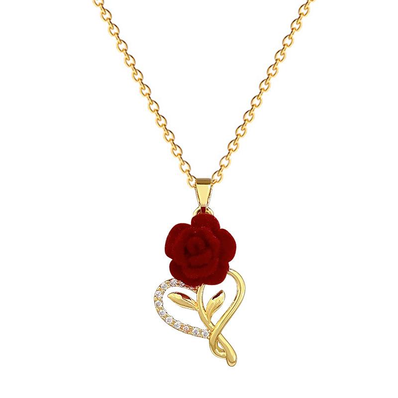 Female Love Rose Charm Gorgeous Necklace