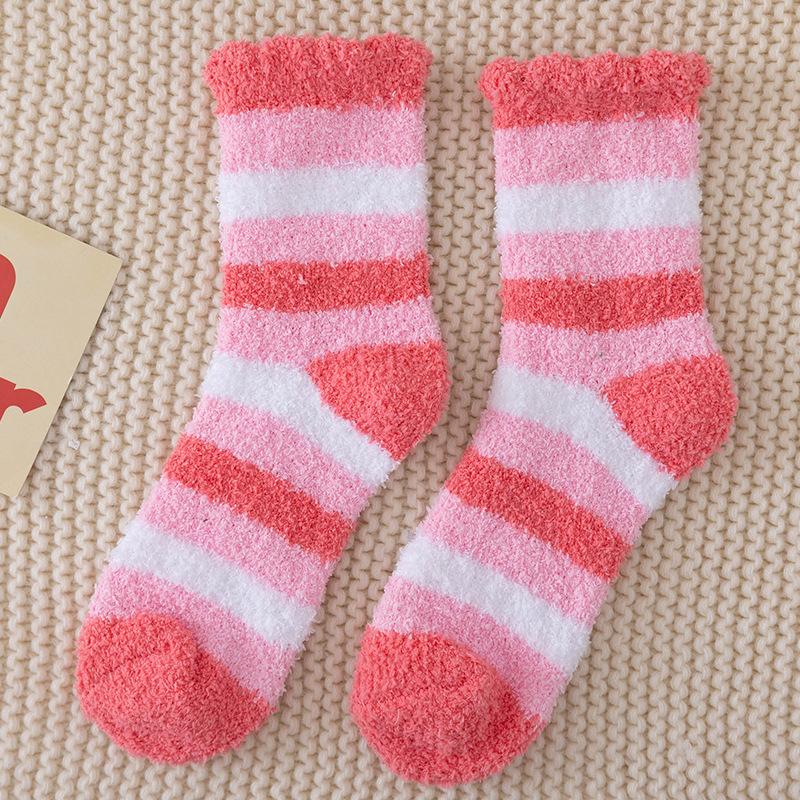 Coral Fleece Socks for Women's Autumn and Winter Warmth Thickened Mid-calf Socks Snow Floor Socks Postpartum Home Sleep Socks Trend