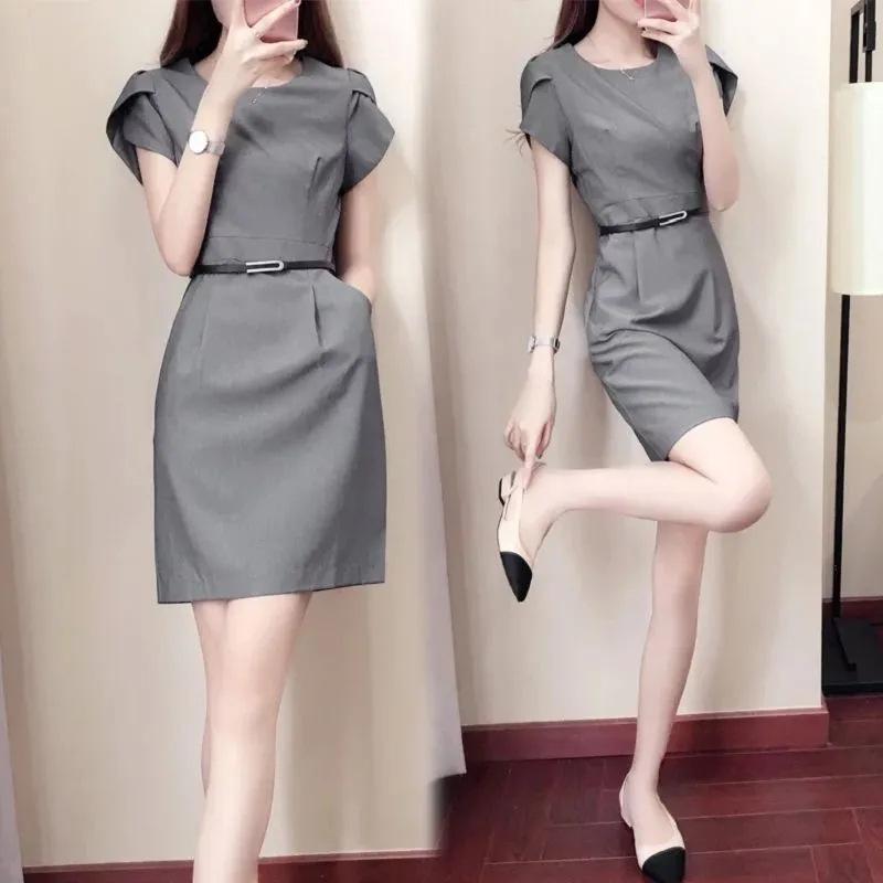 2026 Summer Women's Waist-Cinching Professional Dress - Fashionable, Slimming, and Flattering OL Style