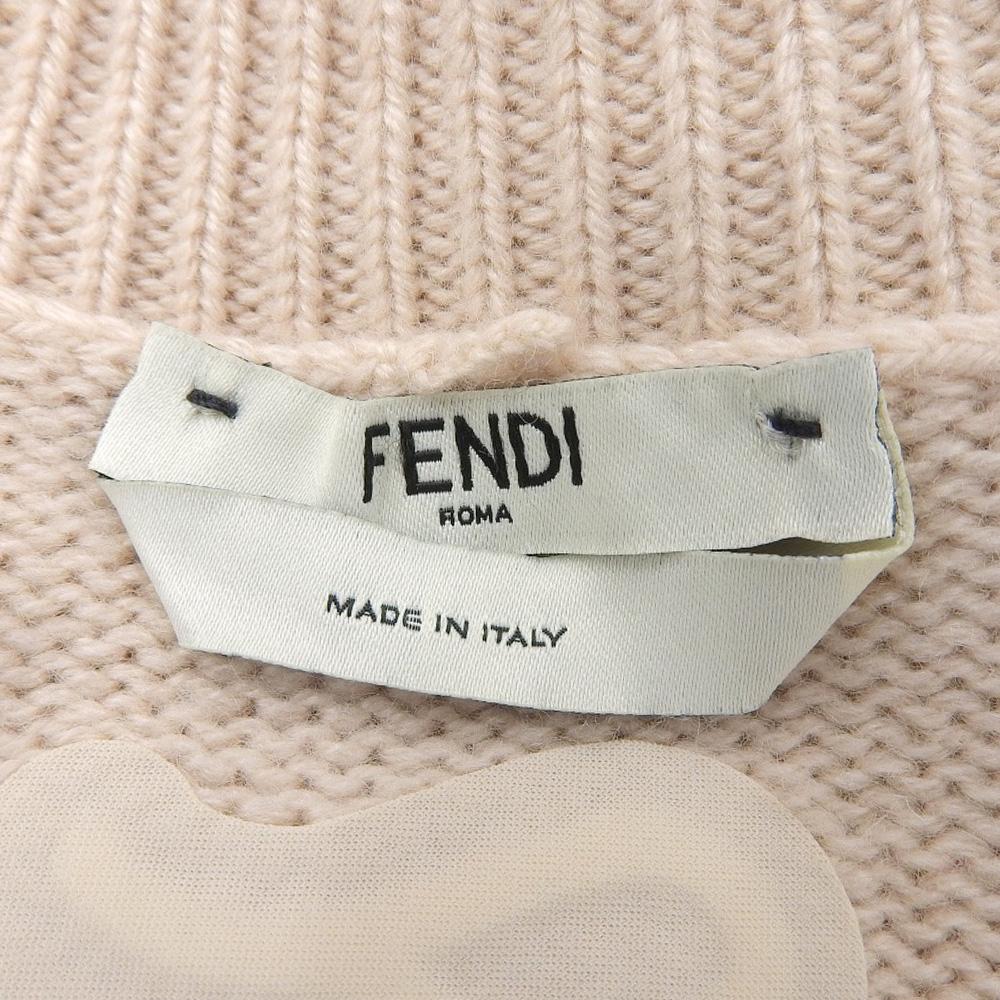 FENDI Good condition Calligraphy cashmere short knit top for women, pink beige, size 36, FZX699 tops 36 pink beigeUsed