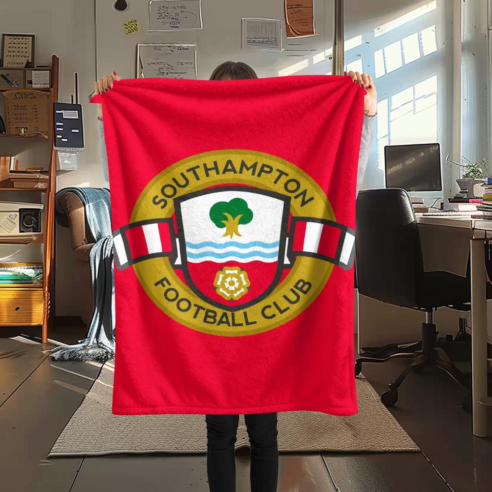 1PC Southampton FC Print Flannel Blanket, High Quality Comfortable for All Seasons, Home Decor, Warmth and Comfort, Perfect for Christmas Gifts