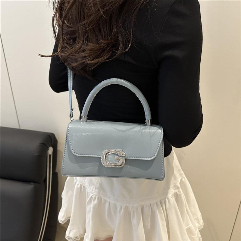 Premium Handbag Bag Women's New Popular Shoulder Bag Fashion Versatile Commuter Messenger Small Square Bag
