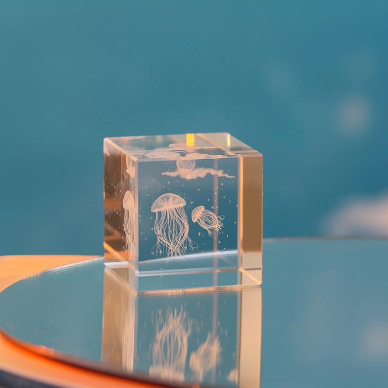 3D Engraved Crystal Cube Cloud Heart Whale Pattern Transparent Square Crystal Ornament For Desktop Home Decoration Gifts