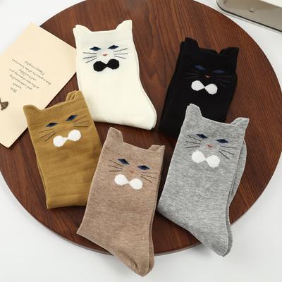 Cute Cartoon Cat Mid-Calf Socks for Autumn and Winter Sweat-absorbent Deodorant Socks Indoor Home Warm Floor Socks