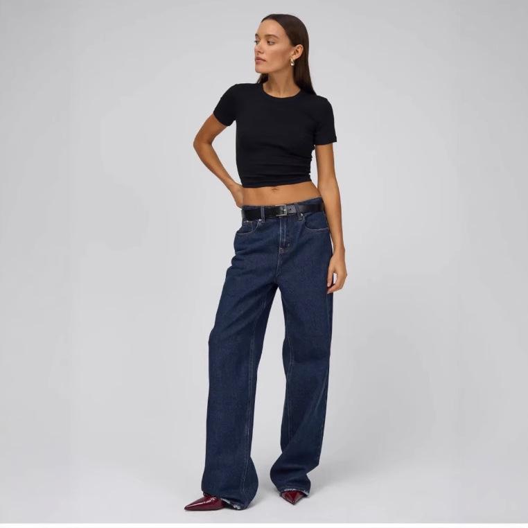 Jeans Dritti da Donna 2025 - Nuovo Design alla Moda