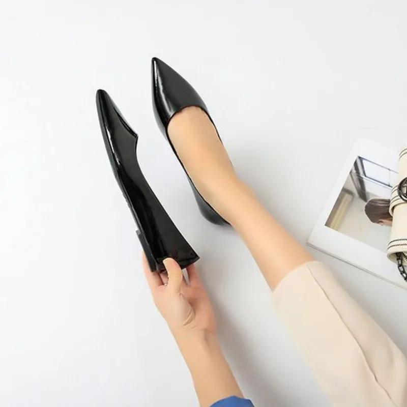 Fashion Ladies Footwear Glossy Office Slip-on Moccasins Black Women's Flat Shoes Shoe High Quality Fashion Vacation Wholesale Casual Non
