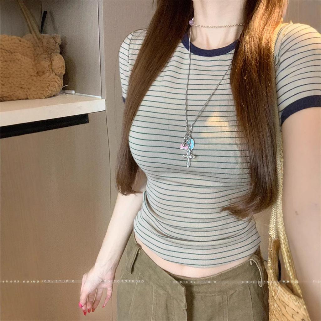 Retro Contrasting Striped Short-sleeved T-shirt Women's Summer New Small Tight Round Neck Front Shoulder Short Top