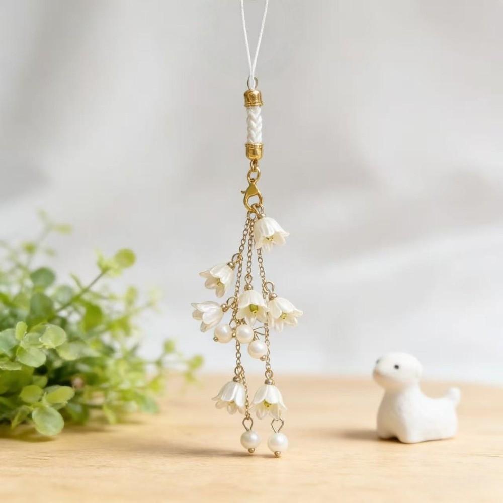 Ornaments Flower Cluster Keychain Elegant Tassel Keychain Creative Flower Pendant Gifts