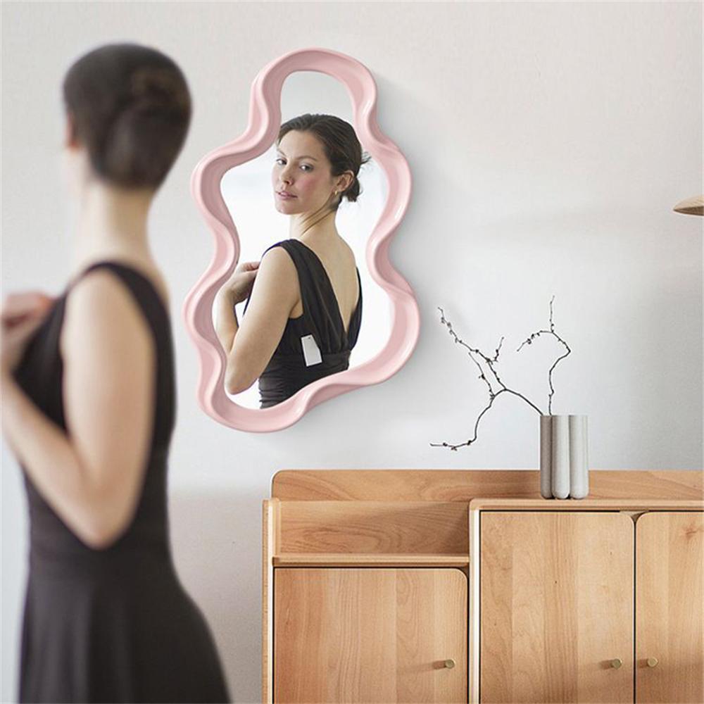 Wolkenförmiger Schreibtisch-Schminkspiegel Einfach an der Wand montierbar Schlafzimmer Badezimmer Unregelmäßiger Make-up-Wandspiegel Heimdekoration