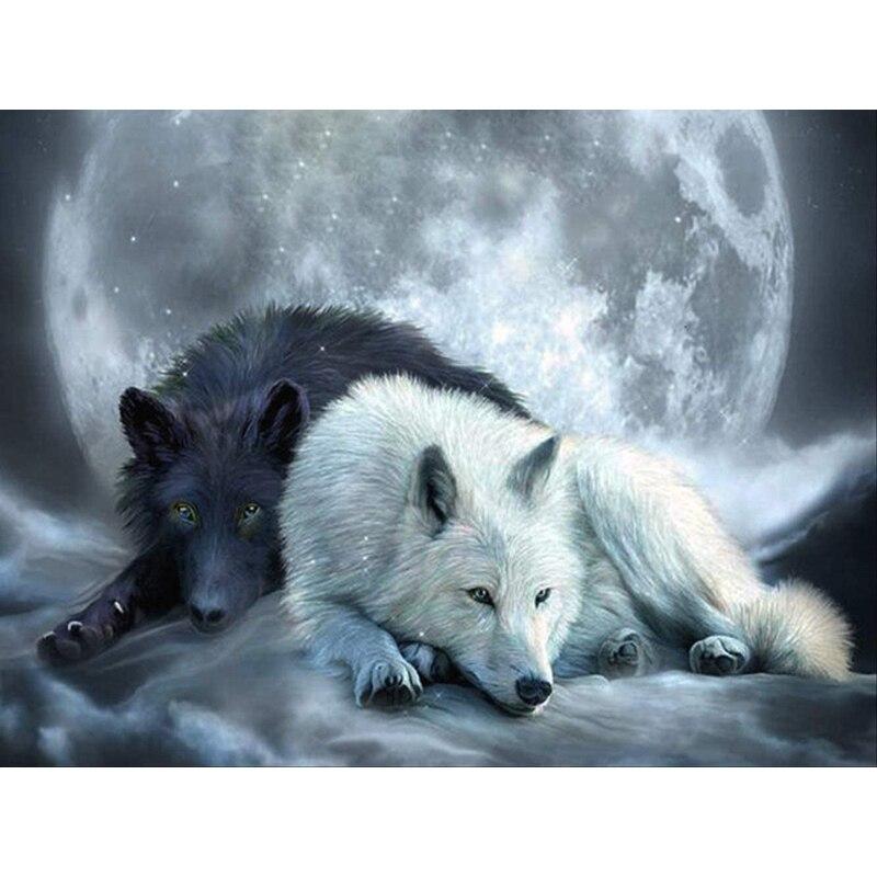 New 5D DIY Diamond Painting Snow Wolf Diamond Embroidery Animal Cross Stitch Full Round Drill Crafts Home Decor Art Gift