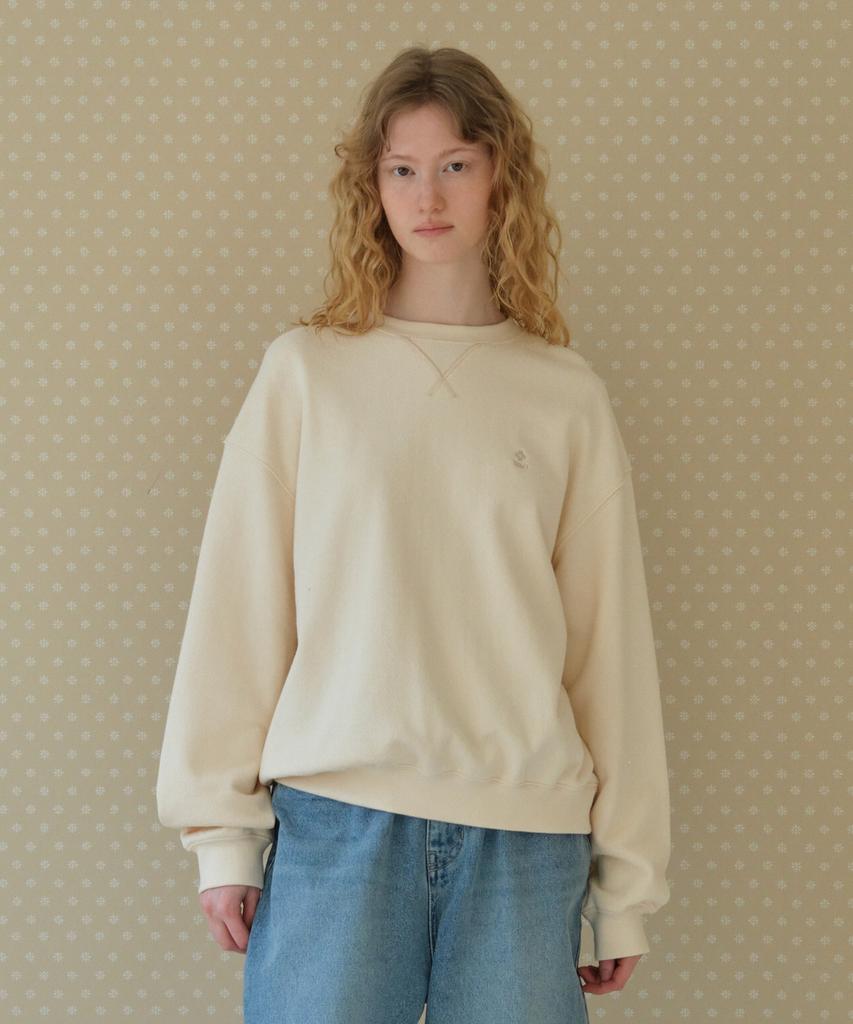 TTUDEMENT Clover Boucle Sweatshirt Ivory