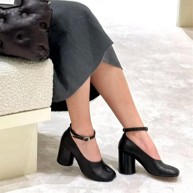 Fashion Fashion Ballet Style Split Toe Mary Janes Tabi Women Pumps Comfortable Soft Leather Ankle Strap Thick High Heels Chunky Shoes