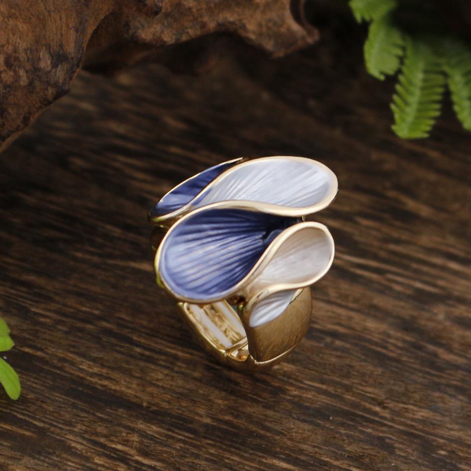 Nouvelle bague élastique pétale géométrique en émail, bague fleur simple et irrégulière pour femme