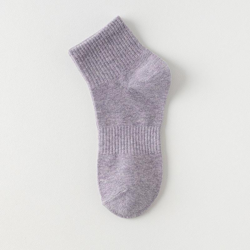 Female Spring and Autumn Essential Oil Deodorizing Antibacterial Sweat Sports Cotton Socks