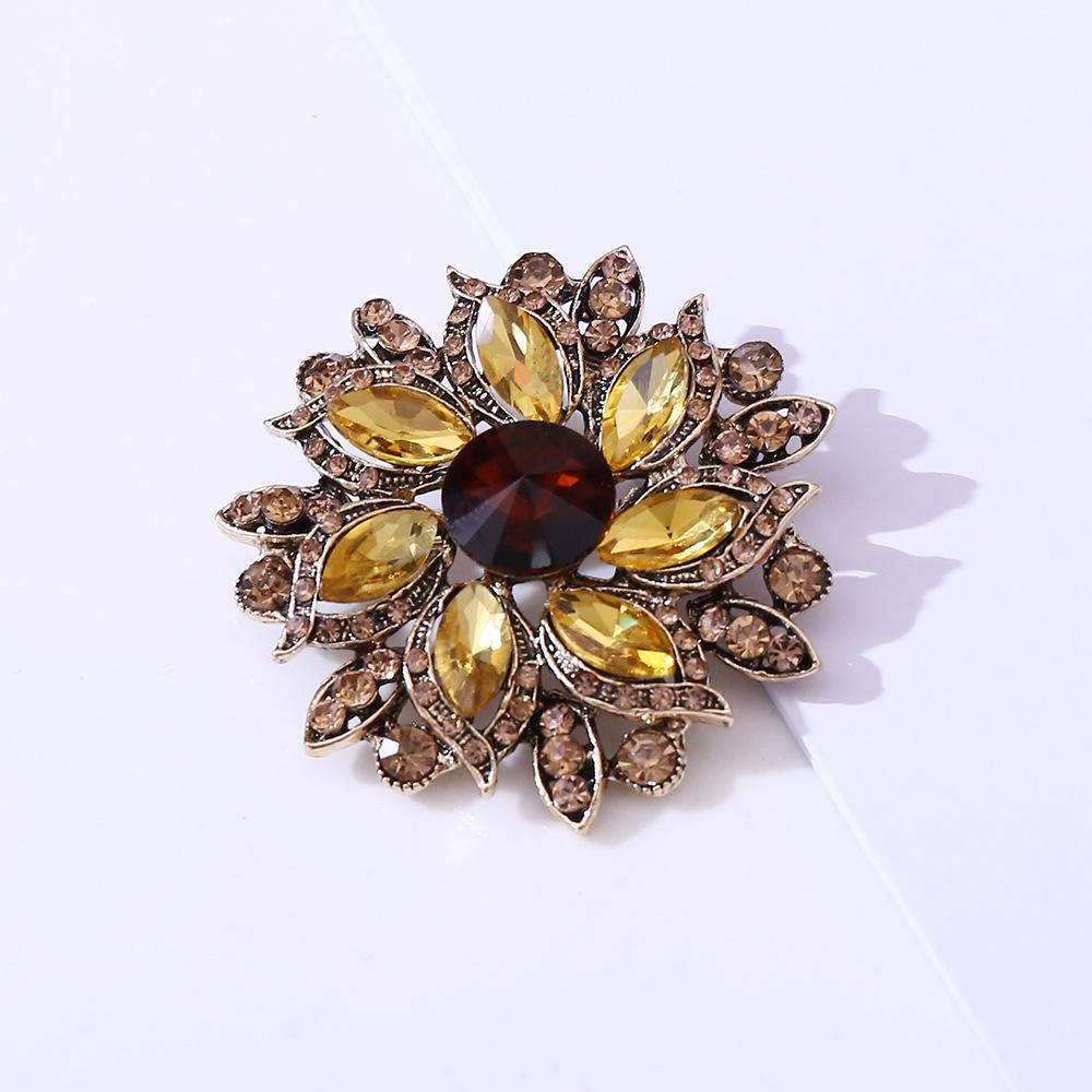 DIEZI 6 Farben Luxus Vintage Blume Kristall Strass Broschen Damen Mädchen Party Hochzeit Mode Brosche Zubehör Schmuck