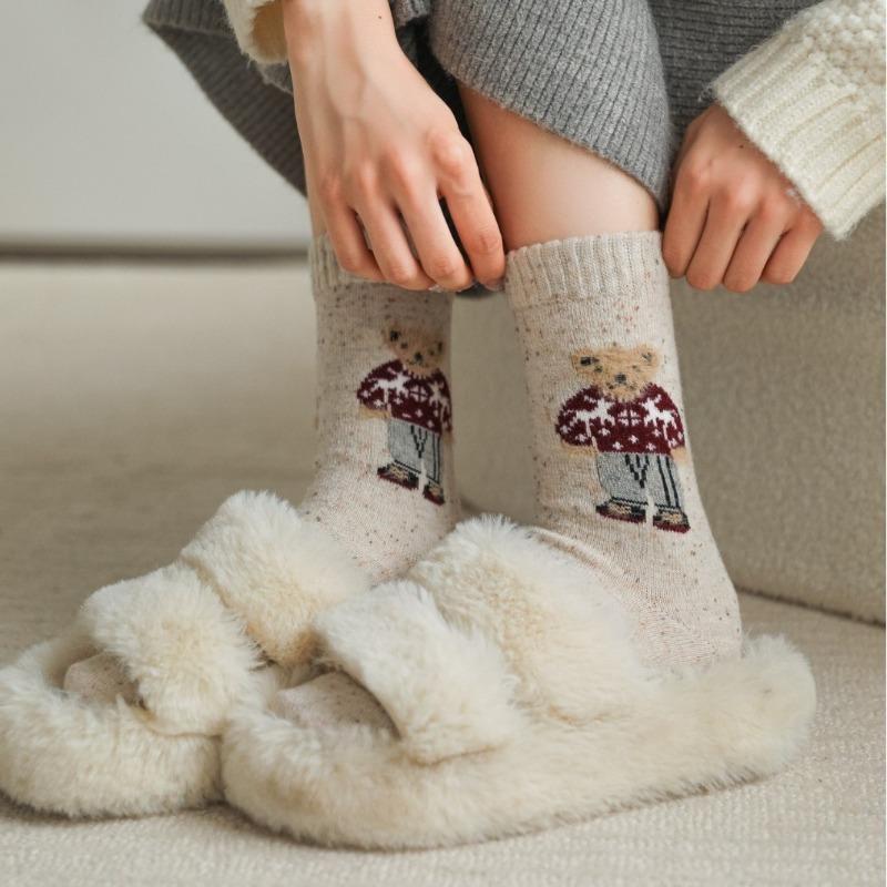 Thick Wool Mid-calf Socks for Autumn and Winter, Retro Dot Yarn, Fluffy Little Bear Long Socks, Warm and Cute Cartoon Trendy Socks