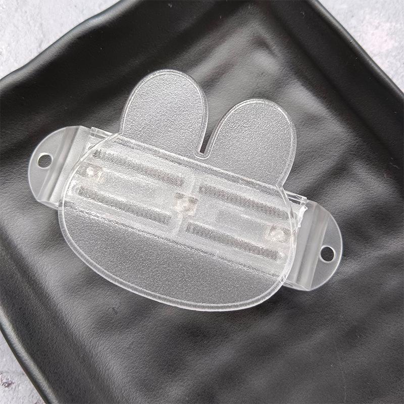 

Universal Retractable Rabbit Headphone Phone Clip with Crossbody Chain and Lanyard